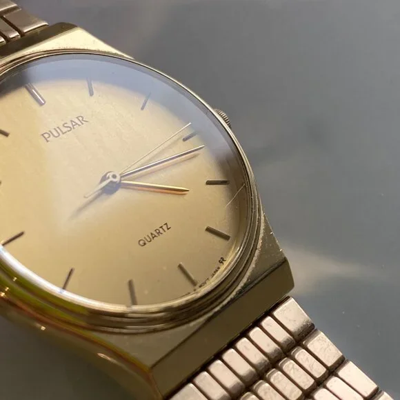 RARE VINTAGE PULSAR BY SEIKO Quartz WATCH Japan PREOWNED - Picture 11 of 13